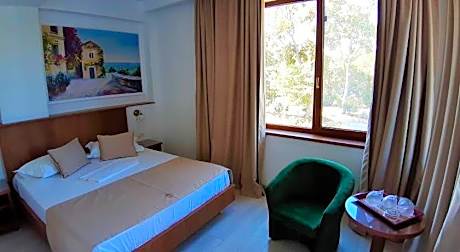 Junior Suite with Balcony