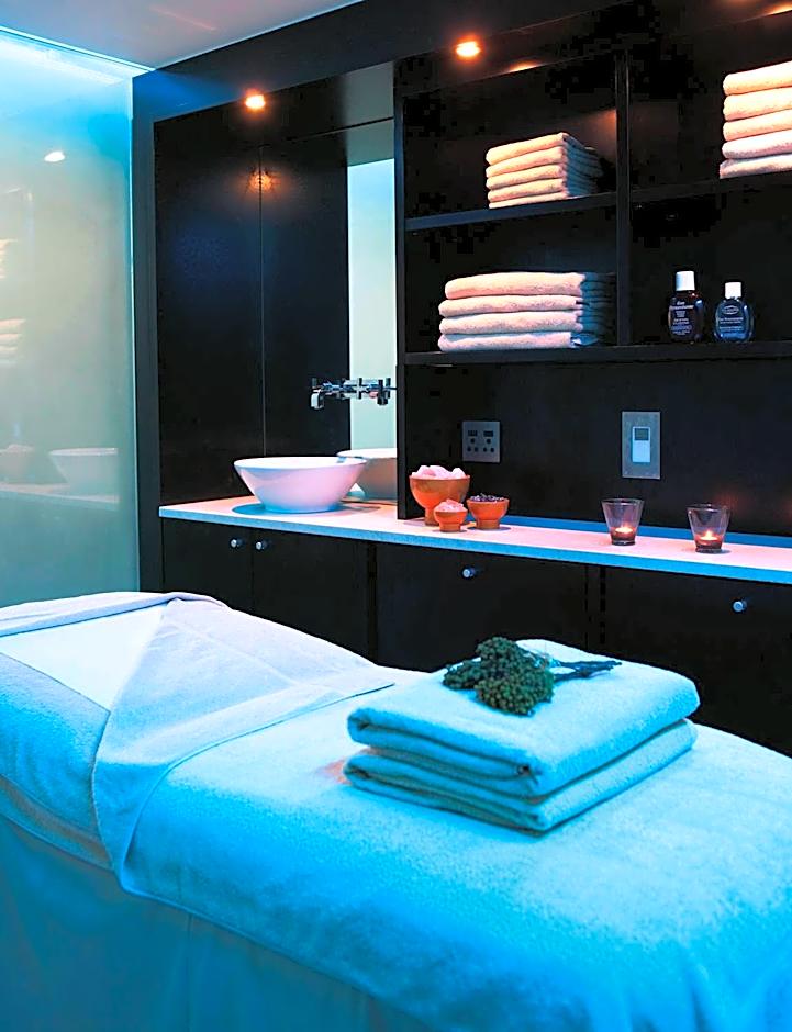 Summer Lodge Country House Hotel