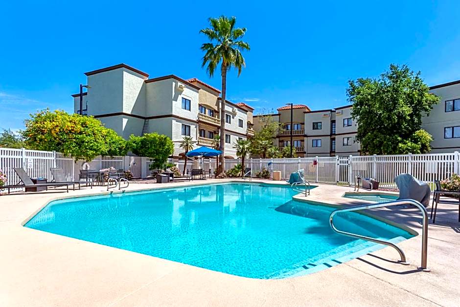 Windmill Suites Surprise - Phoenix, Ascend Hotel Collection