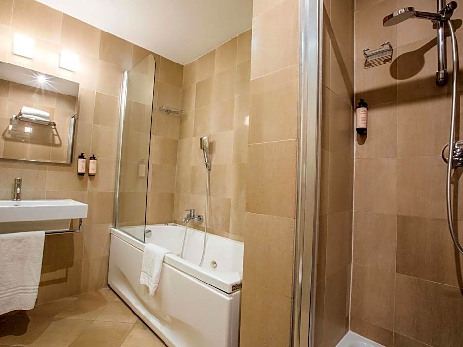 Mercure Roma Centro Saint John