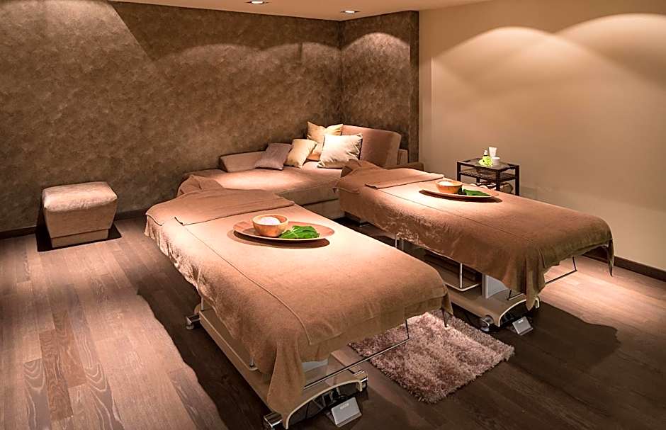 Kronwell Brasov Hotel