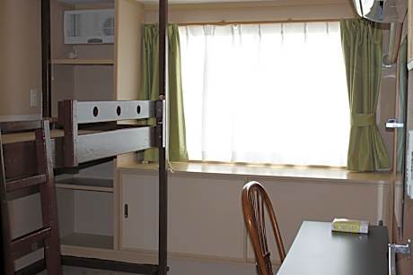 Mixed Dormitory Room