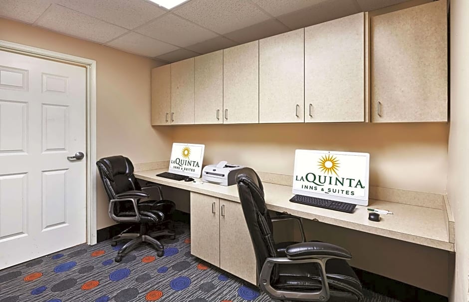 La Quinta Inn & Suites by Wyndham Granbury