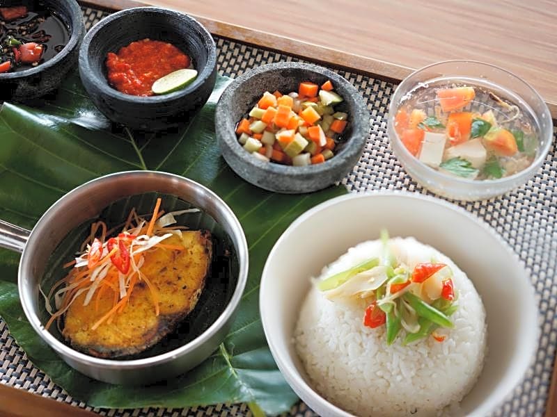 GOLDEN TULIP ESSENTIAL BELITUNG