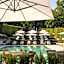 Red's Redaelli Hotel