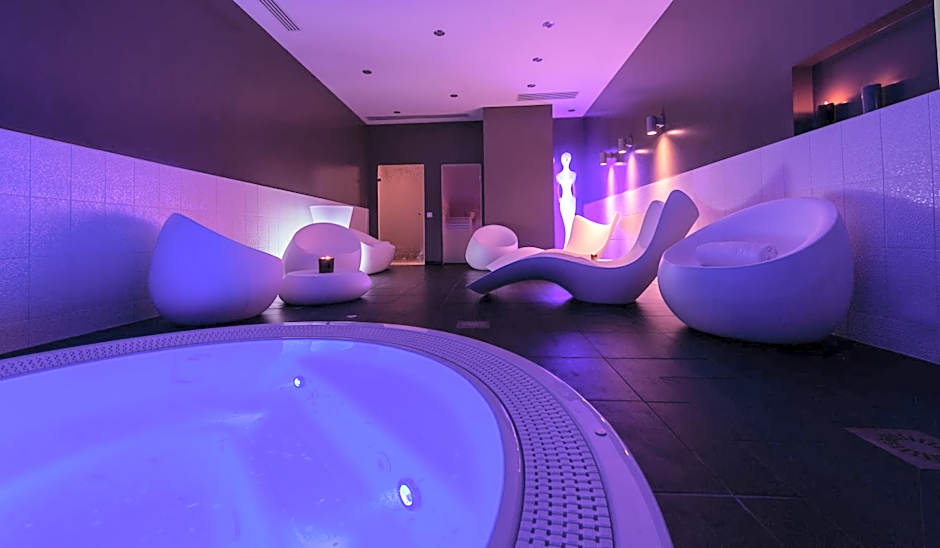 Seven Urban Suites Nantes Centre