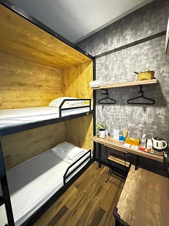 Foto 1 de 5 de Double Decker Cube