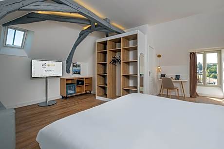 Prestige Room