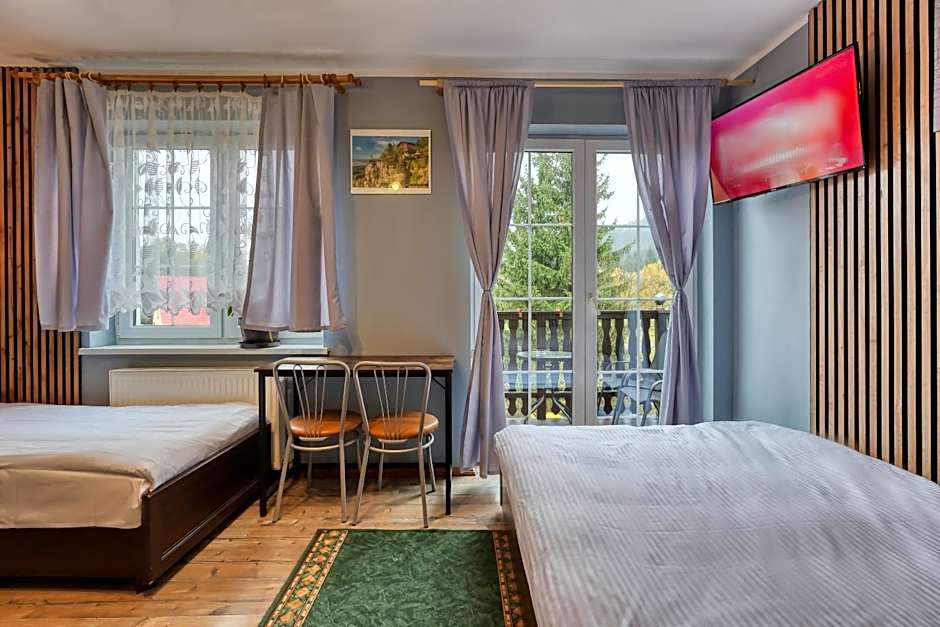 Zajazd Karłów Restauracja & Pokoje Gościnne