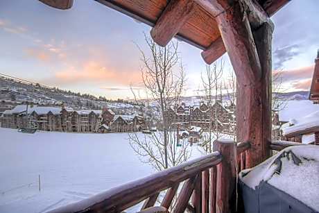 Three-Bedroom Apartment - Snow Cloud