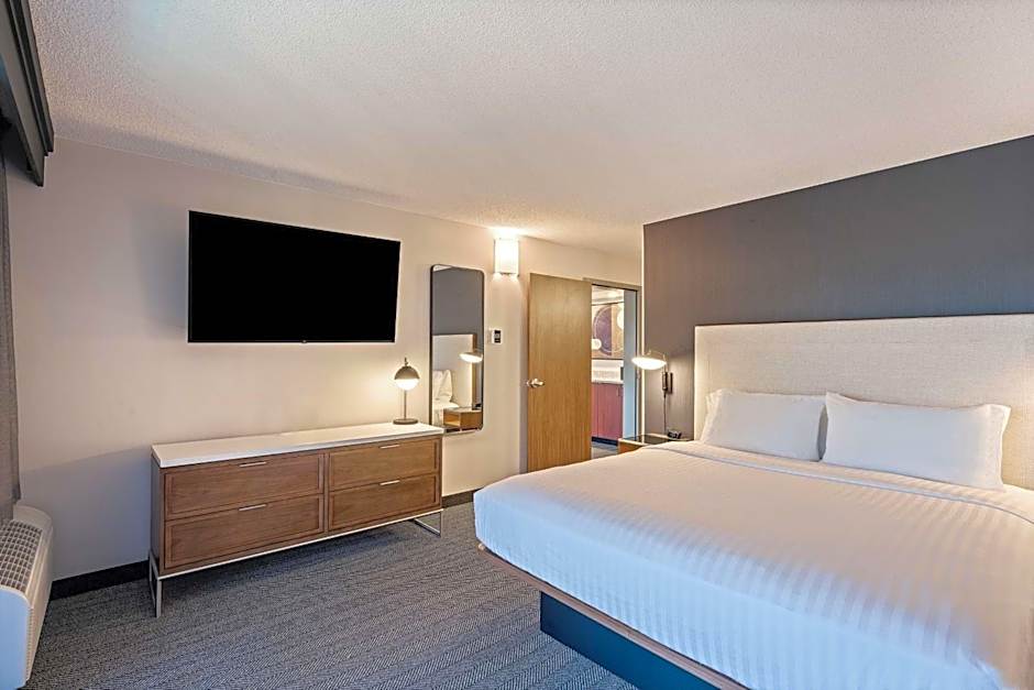 Sonesta Select Pleasant Hill