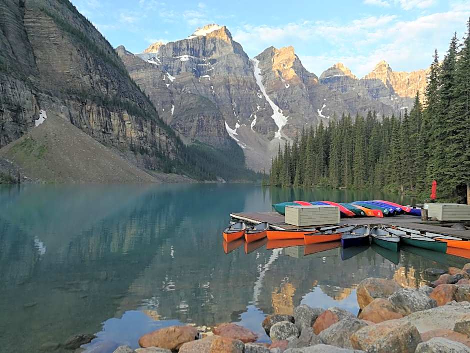 Sunny Tranquil Woods Turret in Falcon Crest Lodge