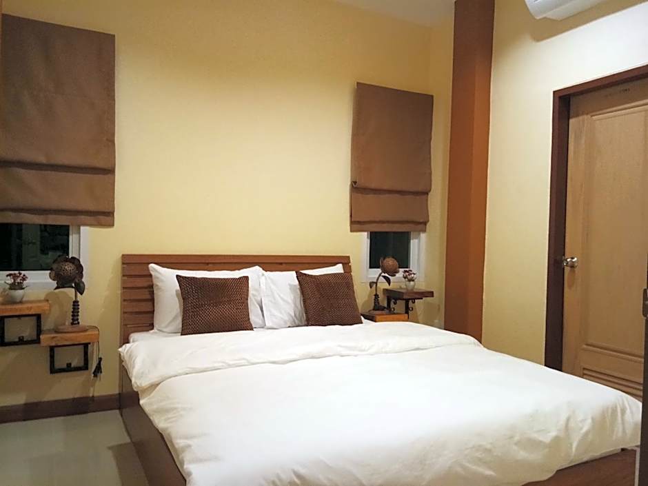 Baan Sooksiri Bangsaray