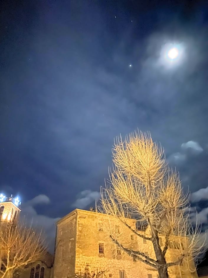 Gîte "Lo Fédou d'Antraigues sur Volane"