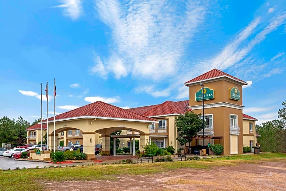 La Quinta Inn & Suites by Wyndham Conroe