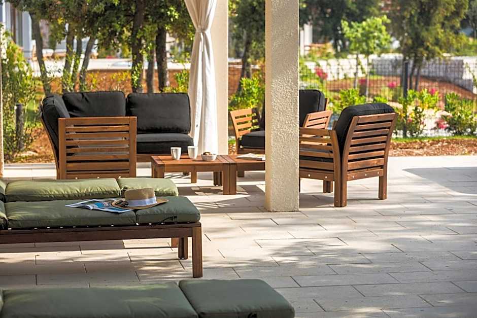 Luxury Glamping Beach Villas Porto Bus