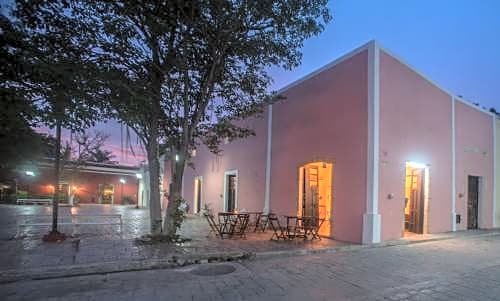 IMIX Hotel