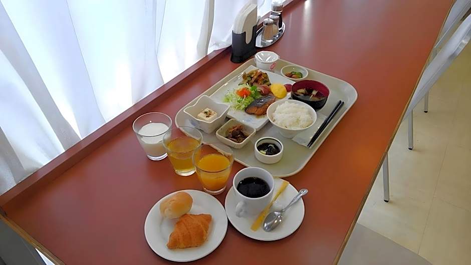 Hotel Peace Island Ishigaki In Yashima