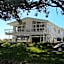 Hananui Lodge and Apartments