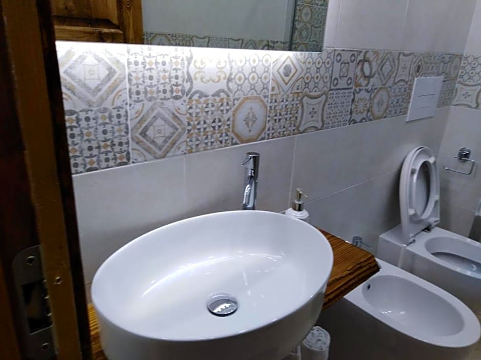 B&b La Pietra – Ercolano , CO