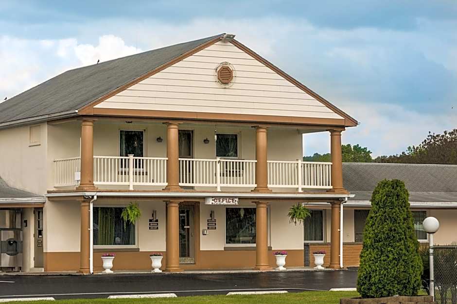Knights Inn Palmyra/Hershey