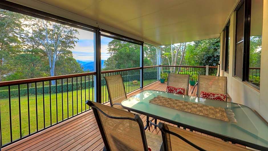 Mapleton Falls Accommodation