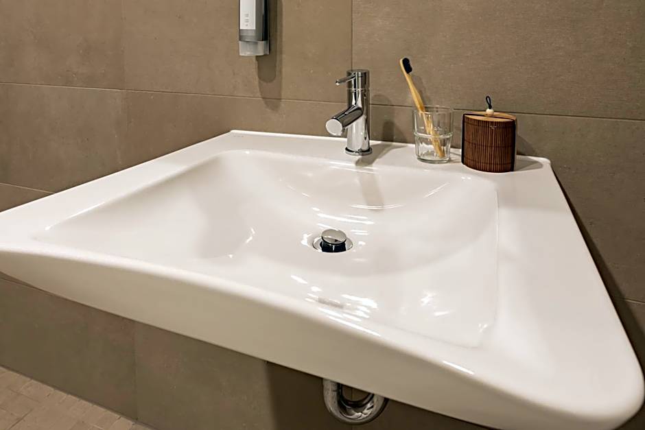 Garner Berlin - Spandau By IHG