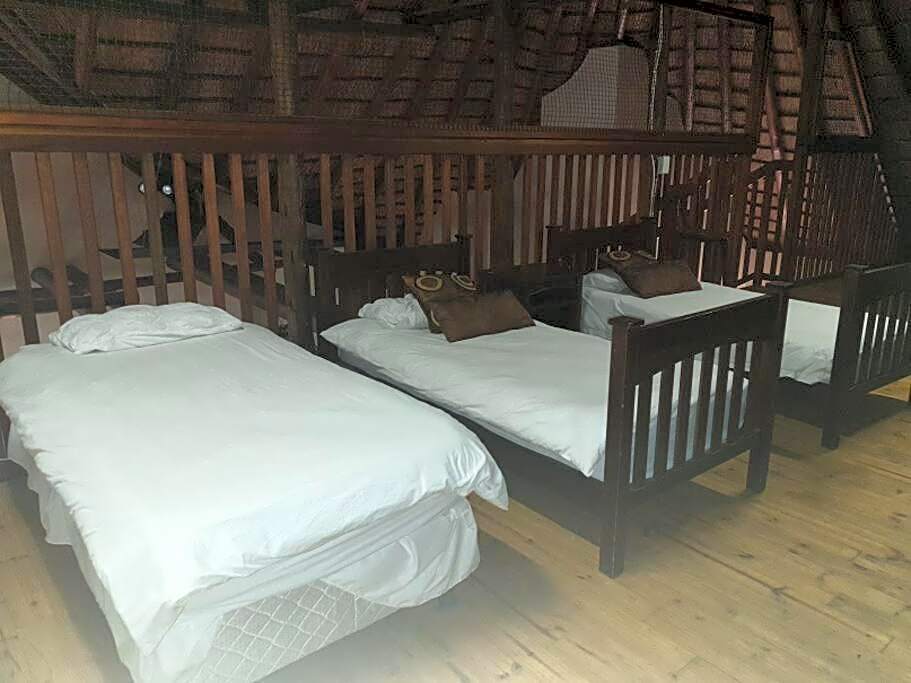 Zebula Golf and Wildlife Estate - Great Heights Pax 16 - Moi Signature Luxury villa