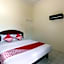 OYO 3024 Hotel Kebon Manis