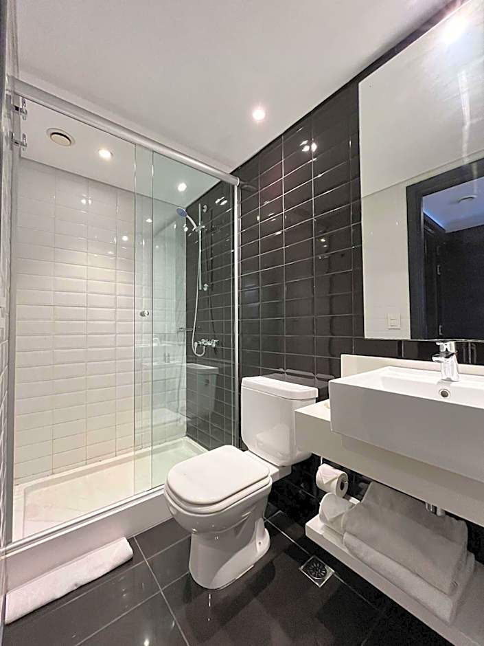 ibis styles Montevideo Biarritz