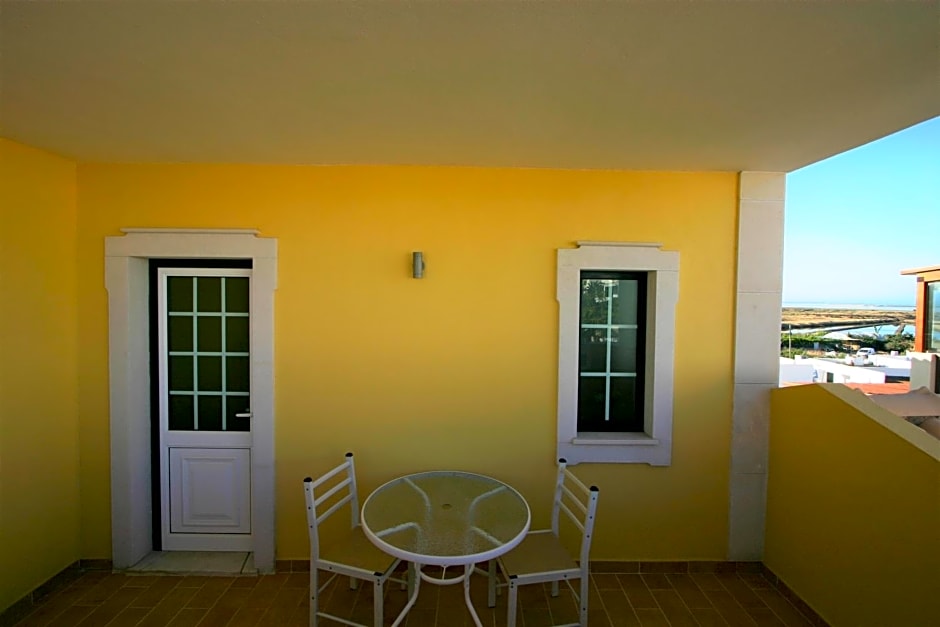 Villa Vista Mar Piscina Suites