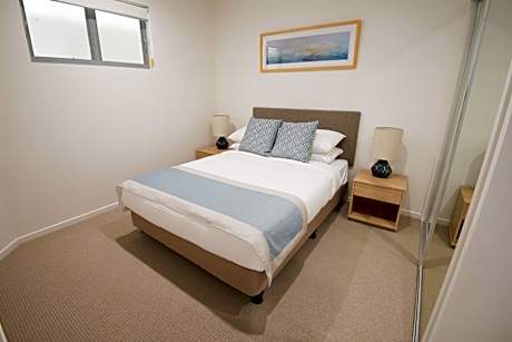 Executive Two-Bedroom Apartment with Ocean View