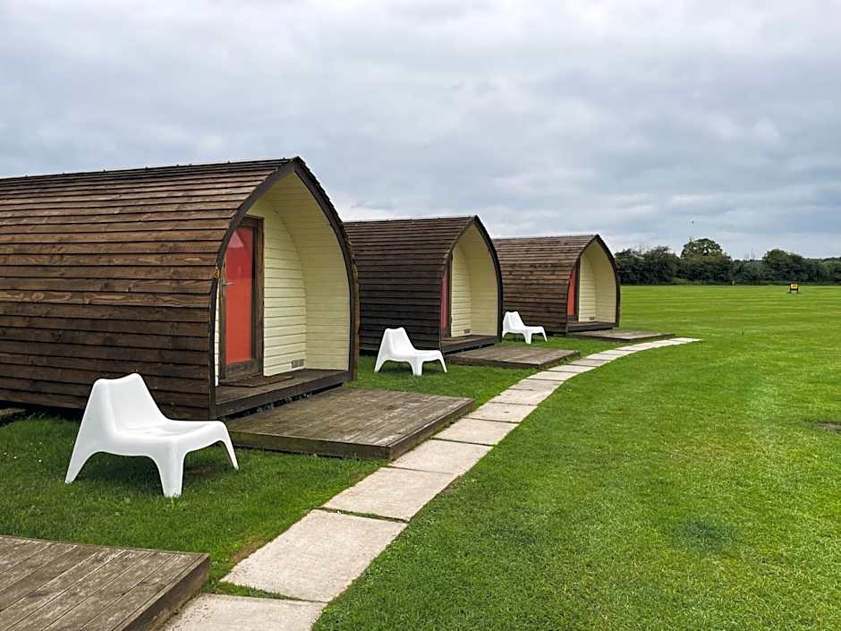 Rodway Hill Golf & Eco Pod Hotel