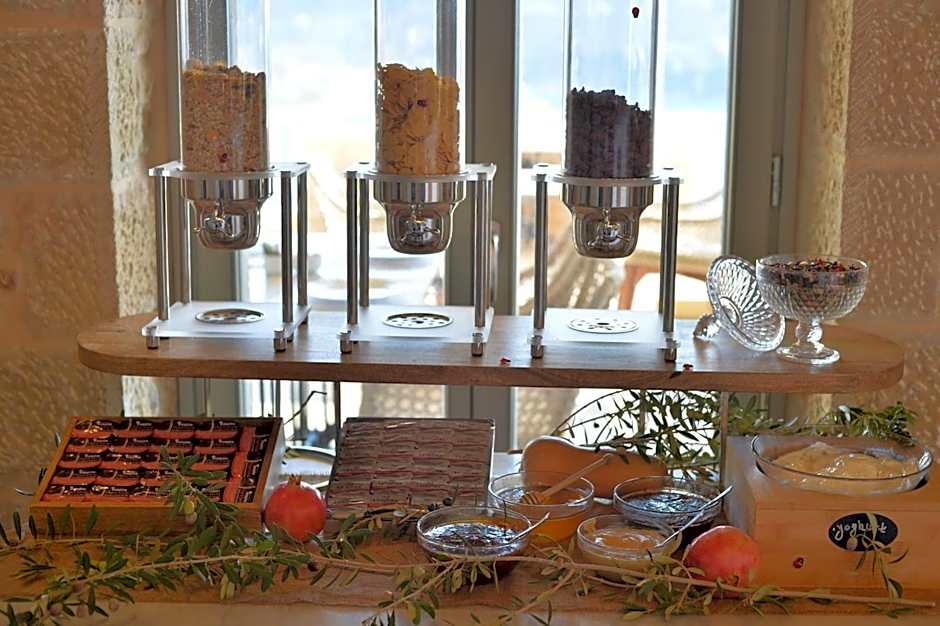 Akrolithi Boutique Hotel & Suites