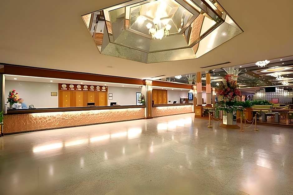 Asia Pattaya Hotel (SHA Extra Plus)