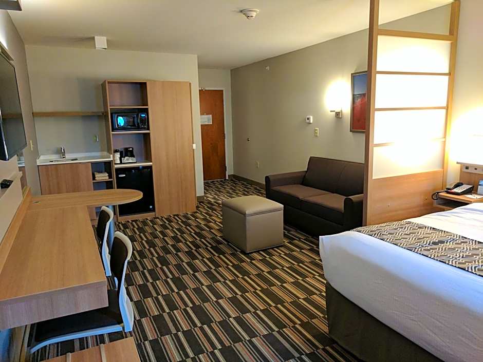 Microtel Inn & Suites by Wyndham Clarion