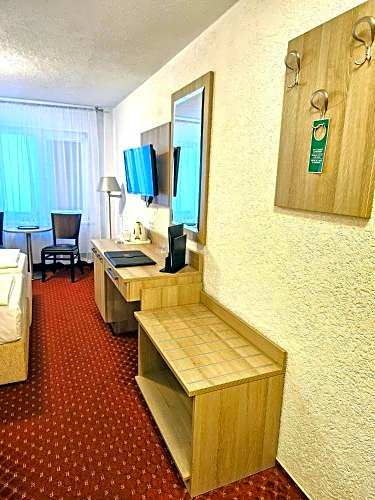 Airport Hotel Filder Post