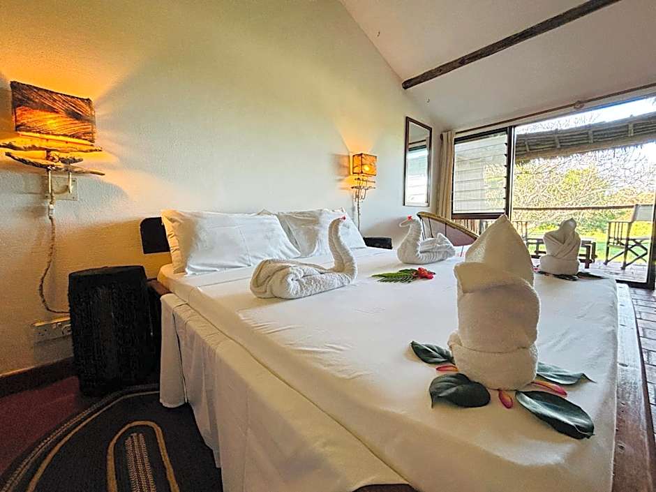 Basecamp Mafía Island