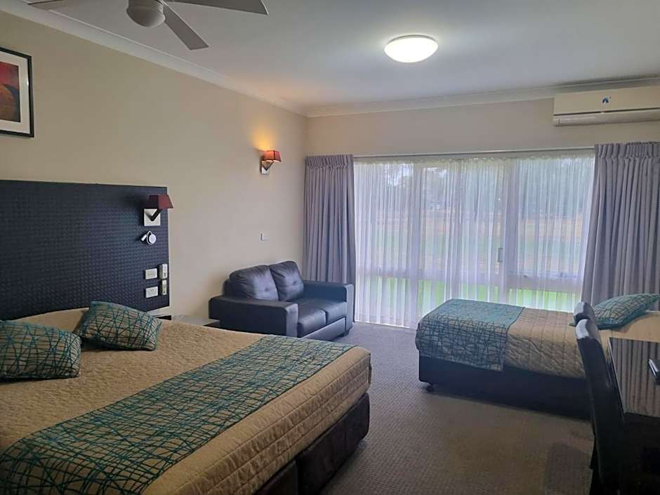 Australian Homestead Motor Lodge