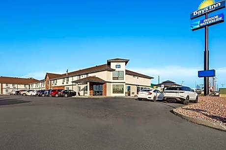 Days Inn by Wyndham Mitchell SD