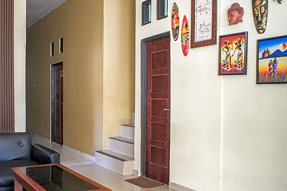 OYO 93332 Kharis Home Stay