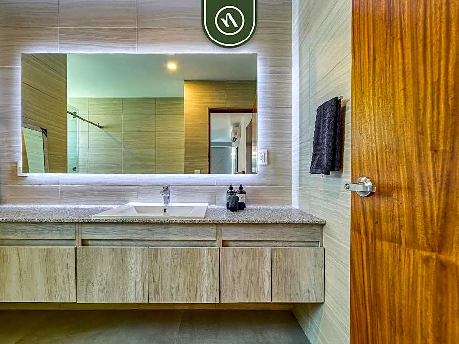 Brand New 2 BR Condo in Versalles - Rooftop Pool