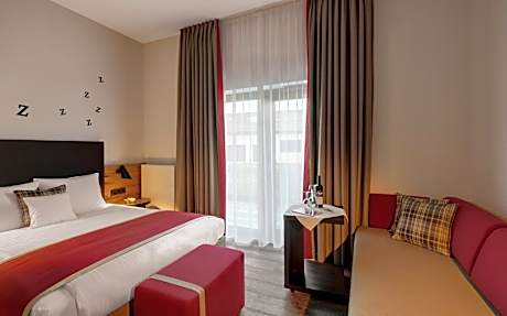 Triple Room with Terrace