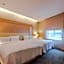 New California Hotel