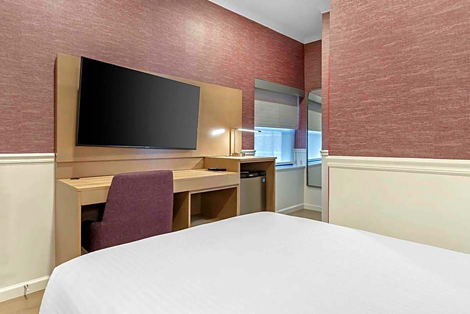 Mayfair Hotel, Ascend Hotel Collection