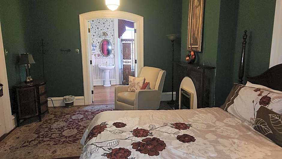 Photo 1 of 11 of Deluxe 1 King Bed Suite