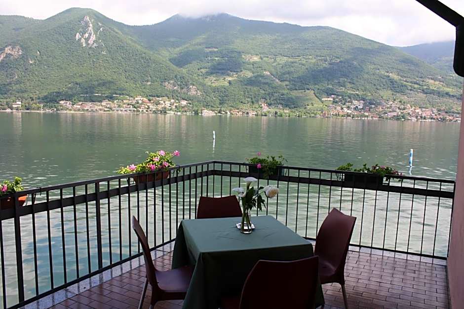 Albergo Ristorante Punta Dell'Est