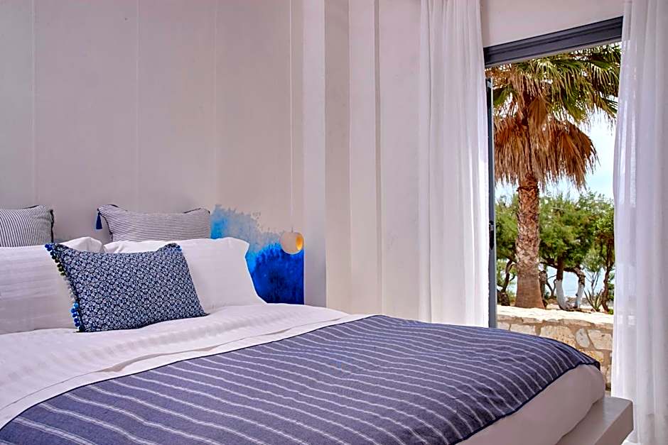 Parian Boutique Hotel