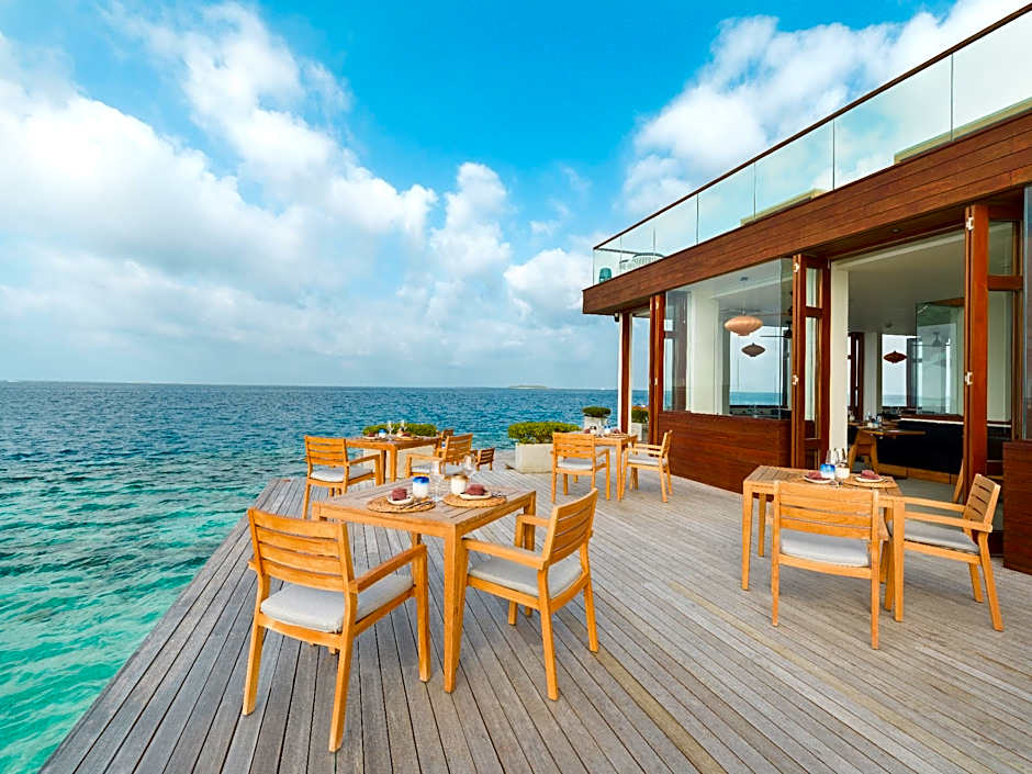 Heritance Aarah - Premium All Inclusive - 40 Minutes away from Male by Seaplane