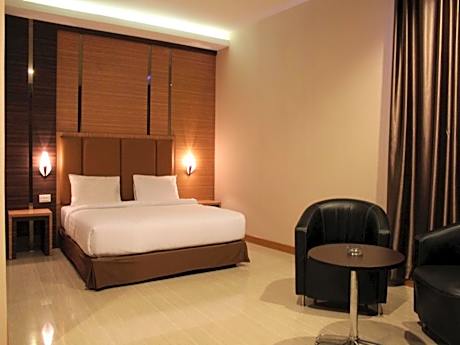 M-One Hotel Harbour Bay